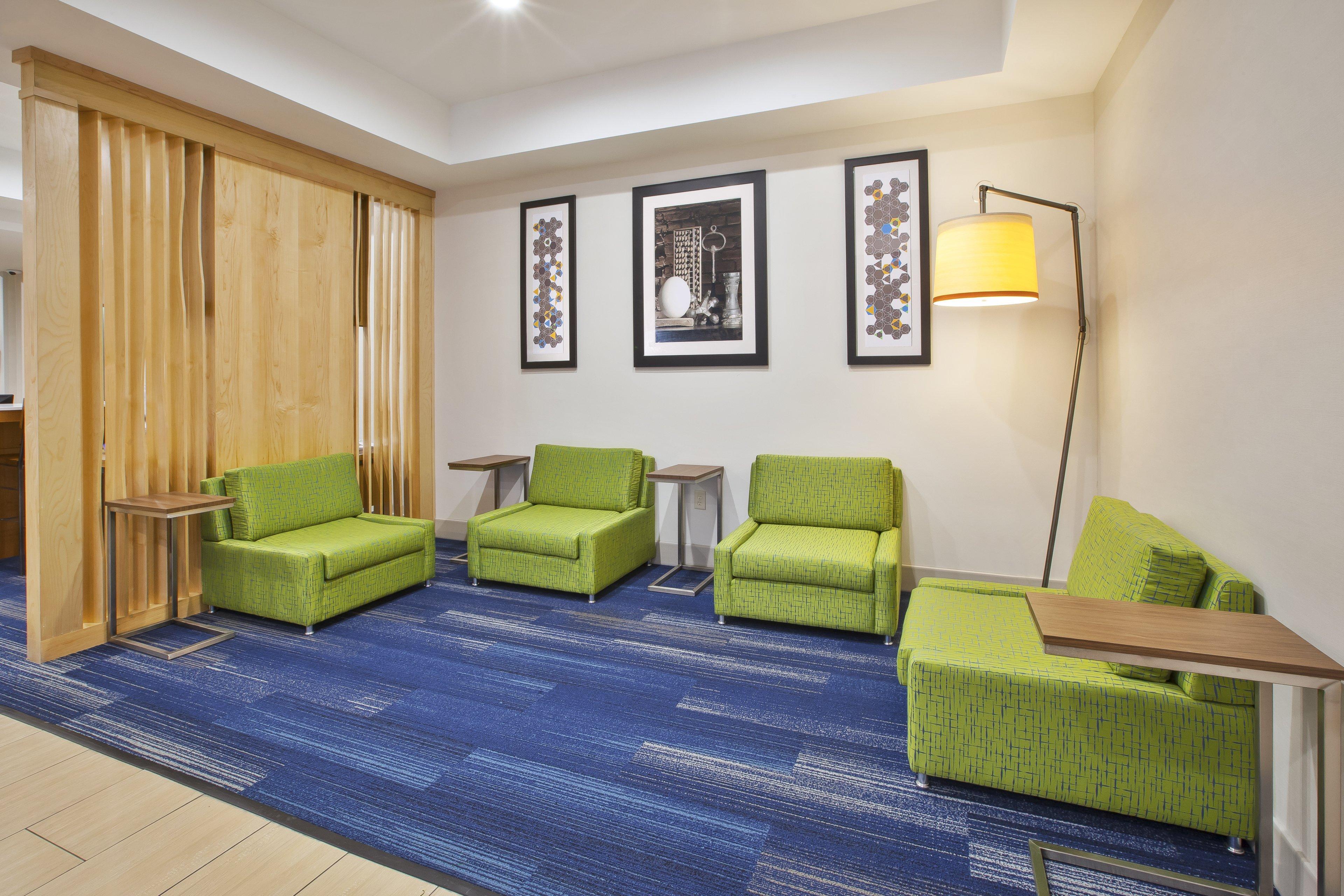 Holiday Inn Express Niles By Ihg Eksteriør bilde