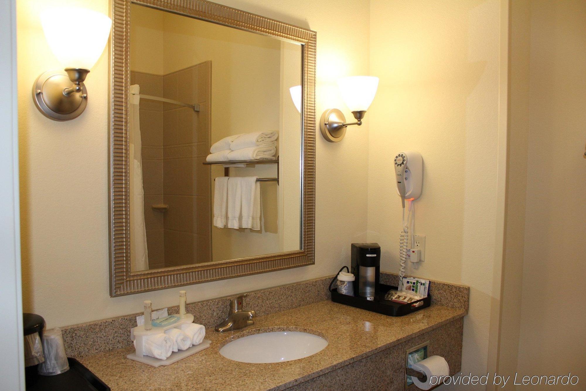 Holiday Inn Express Niles By Ihg Rom bilde