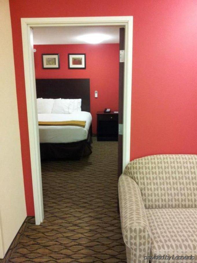 Holiday Inn Express Niles By Ihg Eksteriør bilde