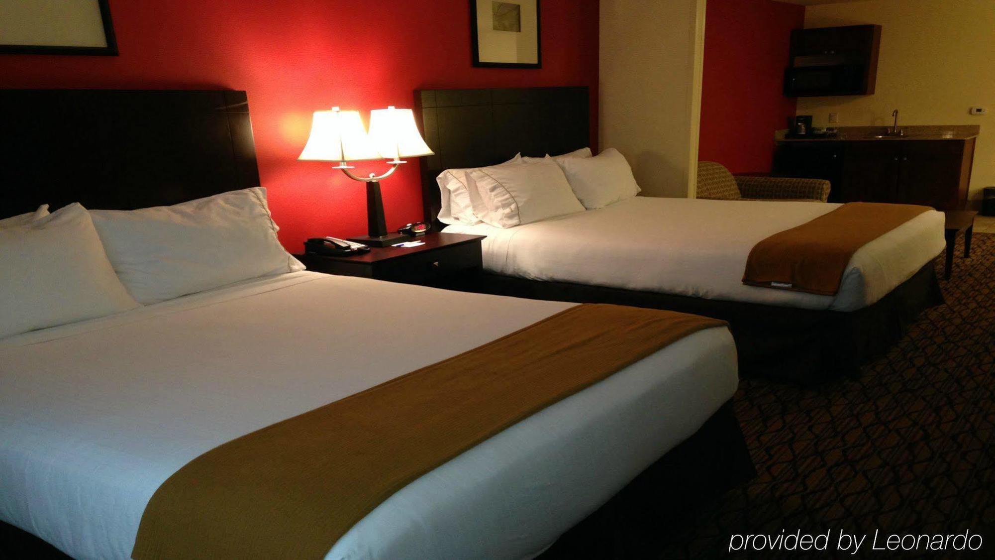 Holiday Inn Express Niles By Ihg Eksteriør bilde