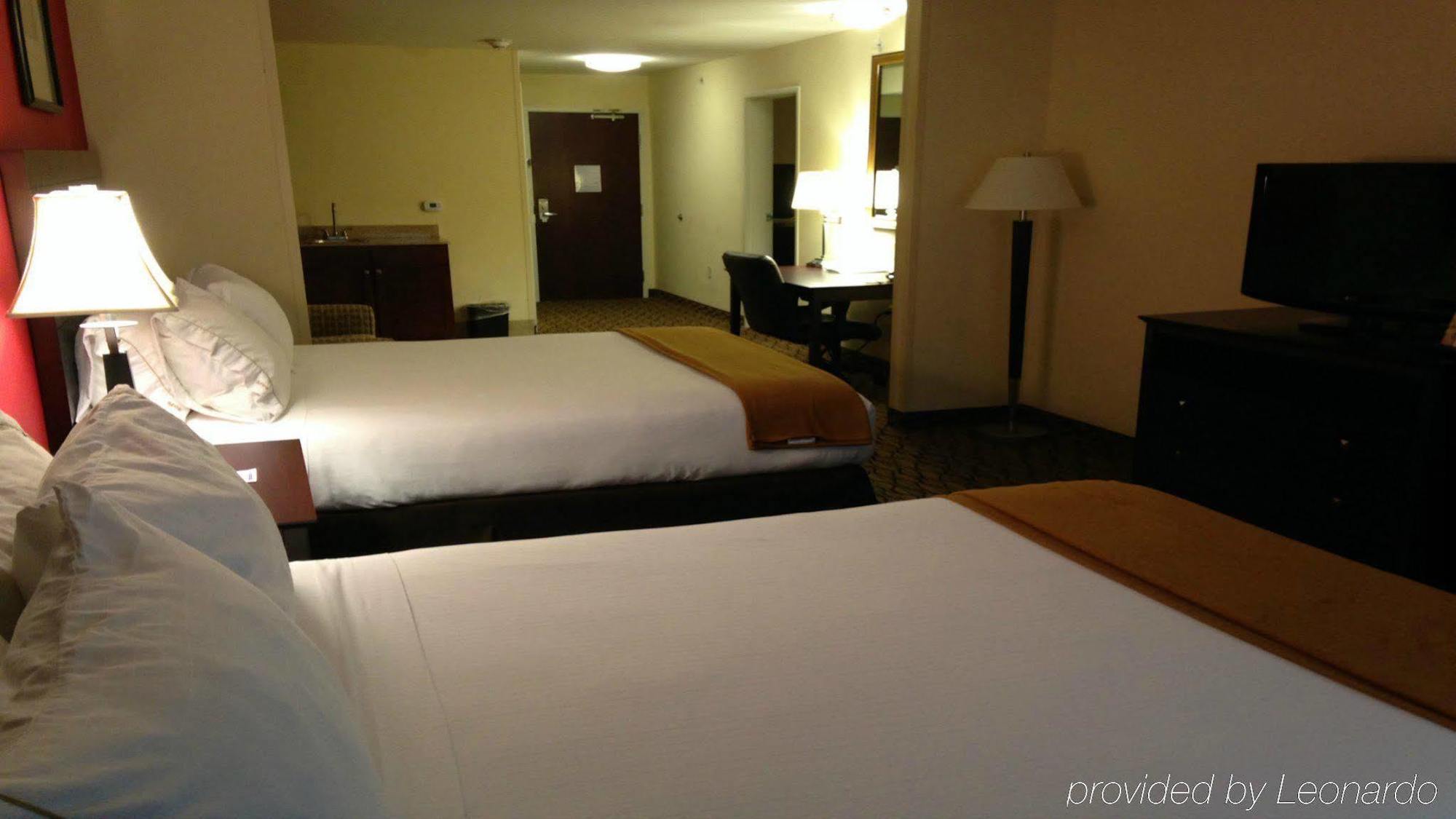 Holiday Inn Express Niles By Ihg Eksteriør bilde